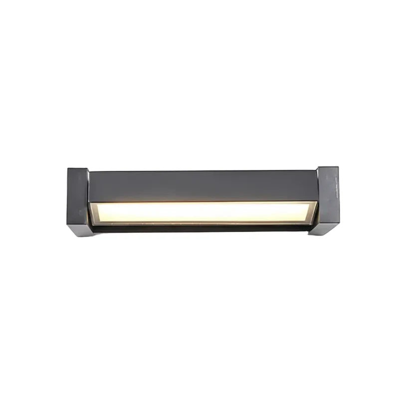 Erixa Adjustable Linear Outdoor Wall Light | Celestre